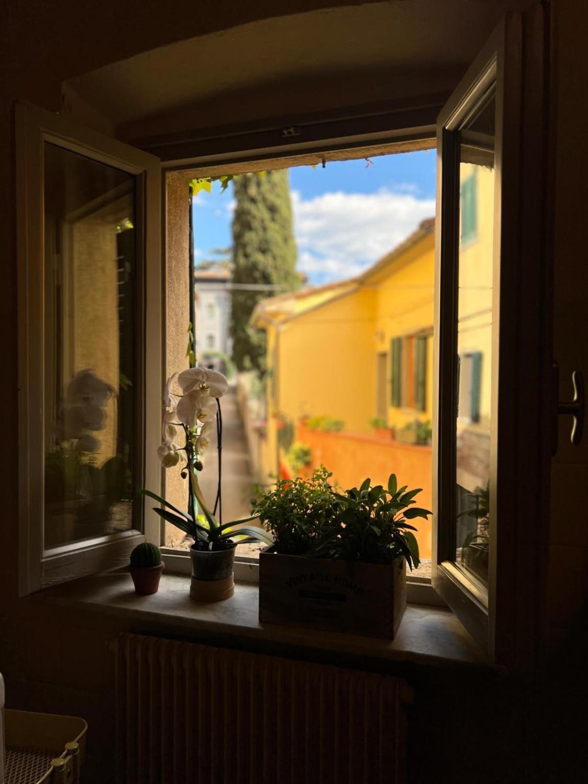 La Casetta Di Borgo -Appartamento Peperone Lajatico Bagian luar foto